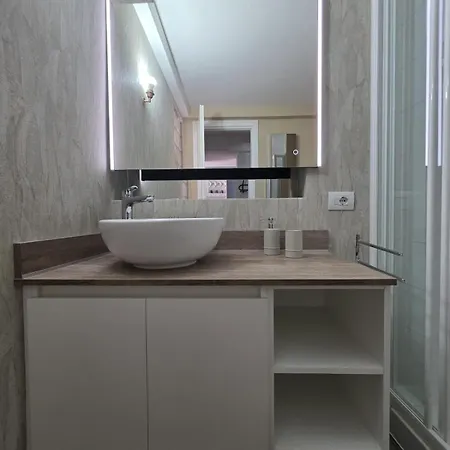 Cozy Diaz Apartment Como